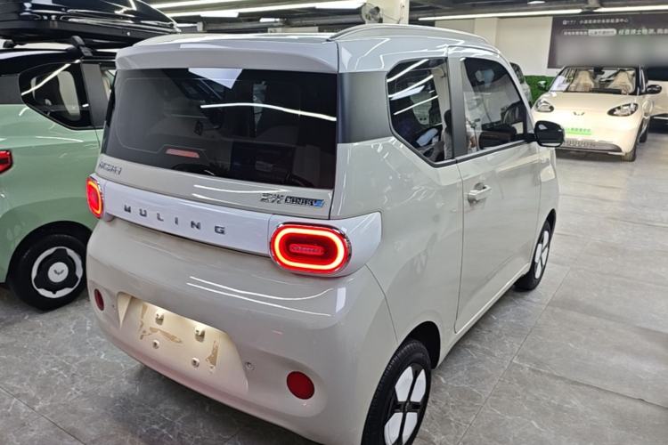 Used Wuling Hongguang MINIEV 2024 3rd Generation 215km Advanced Version Rear Right 45 Deg