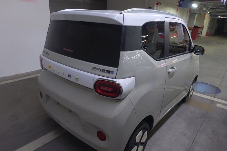 Used Wuling Hongguang MINIEV 2024 3rd Generation 215km Advanced Version Rear Right 45 Deg