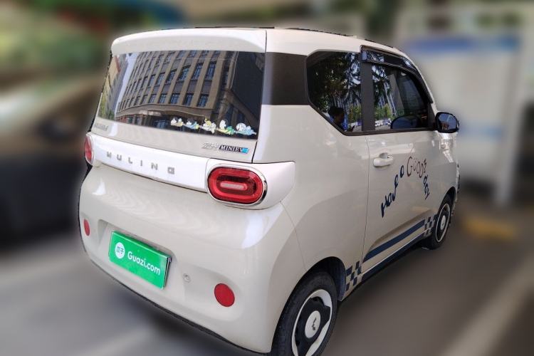 Used Wuling Hongguang MINIEV 2024 Third Generation 120 km Rear Right 45 Deg