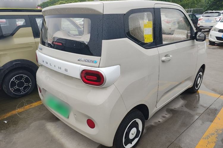 Used Wuling Hongguang MINIEV 2024 3rd Generation 215km Youth Edition Rear Right 45 Deg
