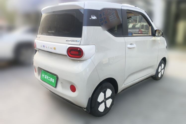 Used Wuling Hongguang MINIEV 2024 3rd Generation 215km Youth Edition Rear Right 45 Deg