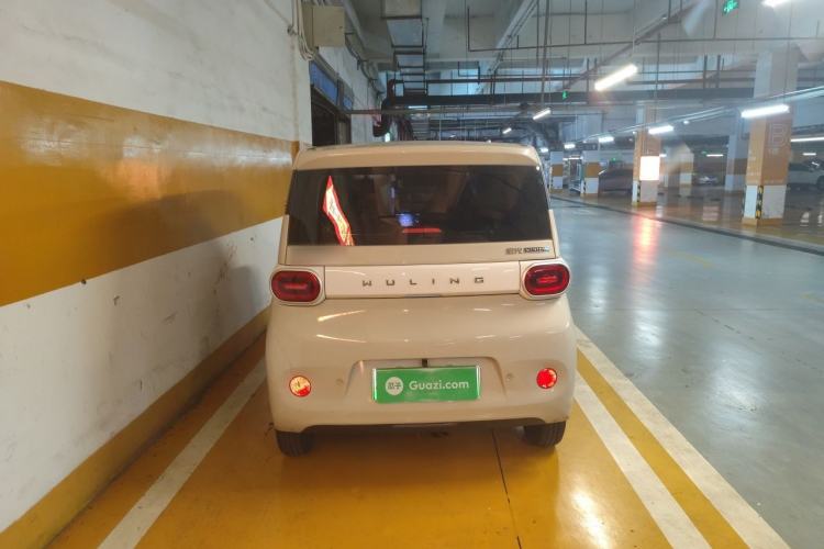 Used Wuling Hongguang MINIEV 2024 3rd Generation 215km Youth Edition Rear