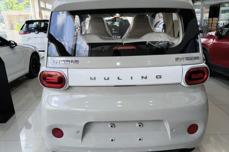 Used Wuling Hongguang MINIEV 2024 3rd Generation 215km Youth Edition Rear