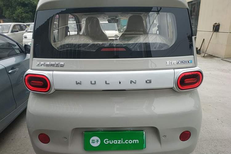 Used Wuling Hongguang MINIEV 2024 3rd Generation 215km Youth Edition Rear