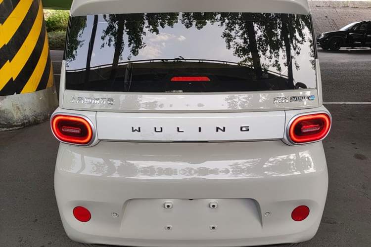 Used Wuling Hongguang MINIEV 2024 3rd Generation 215km Youth Edition Rear