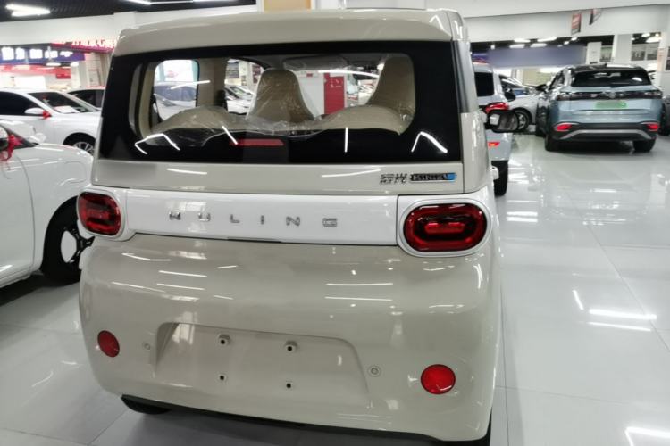 Used Wuling Hongguang MINIEV 2024 3rd Generation 215km Youth Edition Rear