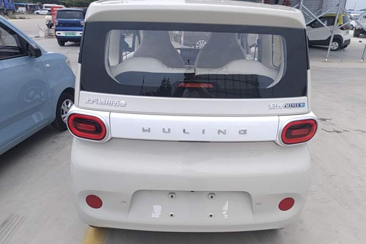 Used Wuling Hongguang MINIEV 2024 3rd Generation 215km Youth Edition Rear