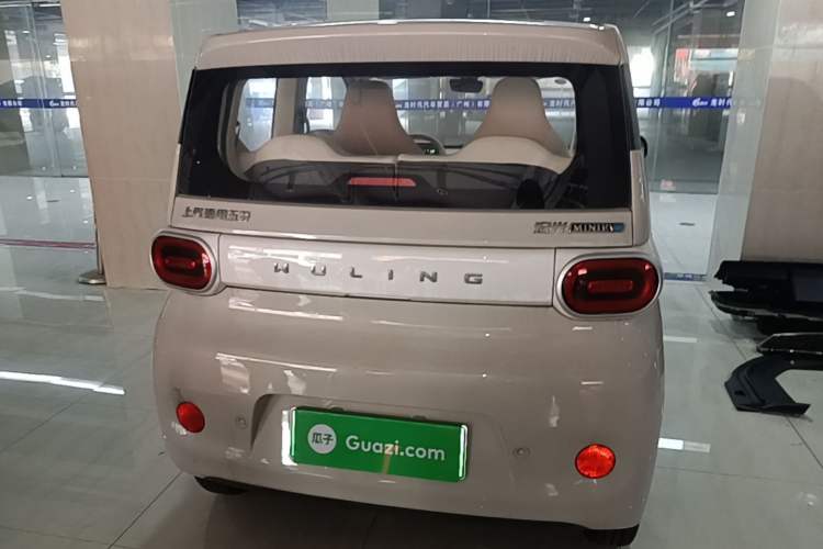 Used Wuling Hongguang MINIEV 2024 3rd Generation 215km Youth Edition Rear