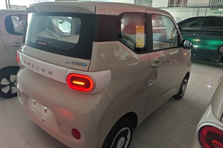 Used Wuling Hongguang MINIEV 2024 3rd Generation 215km Youth Edition Rear