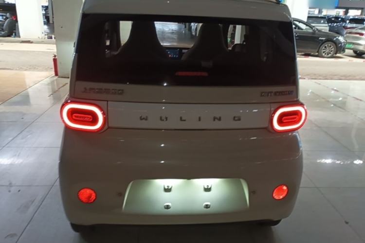 Used Wuling Hongguang MINIEV 2024 3rd Generation 215km Advanced Version Rear
