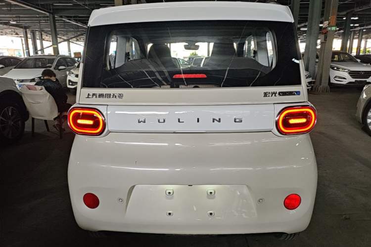 Used Wuling Hongguang MINIEV 2024 3rd Generation 215km Advanced Version Rear
