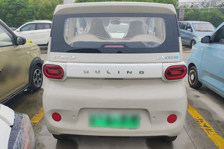 Used Wuling Hongguang MINIEV 2024 3rd Generation 215km Youth Edition Rear