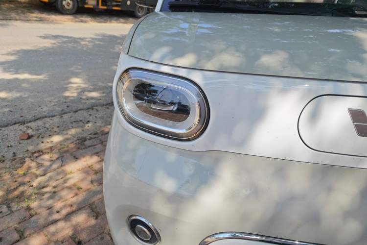 Used Wuling Hongguang MINIEV 2024 3rd Generation 170 km Right Front Headlight