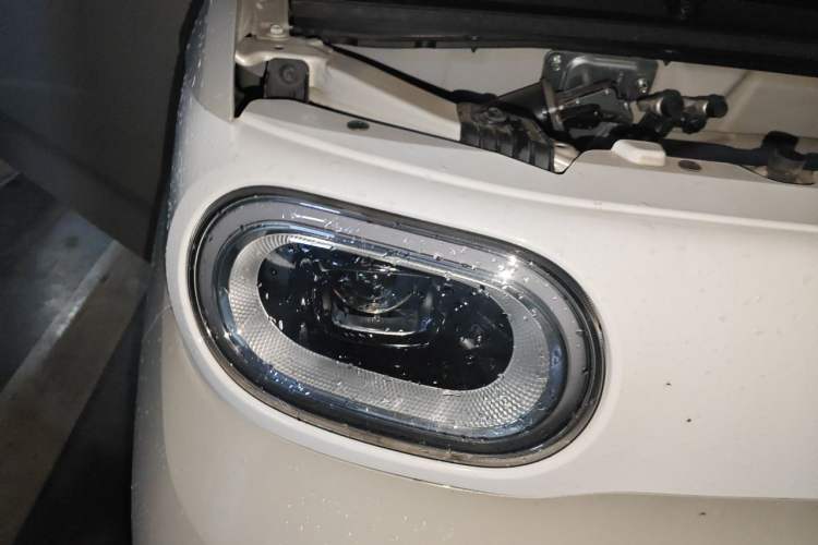 Used Wuling Hongguang MINIEV 2024 3rd Generation 215km Youth Edition Right Front Headlight