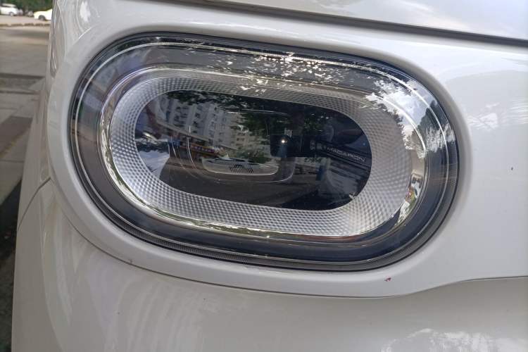 Used Wuling Hongguang MINIEV 2024 3rd Generation 215km Youth Edition Right Front Headlight