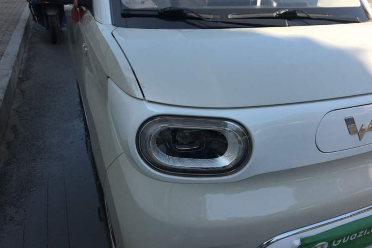 Used Wuling Hongguang MINIEV 2024 3rd Generation 170 km Right Front Headlight