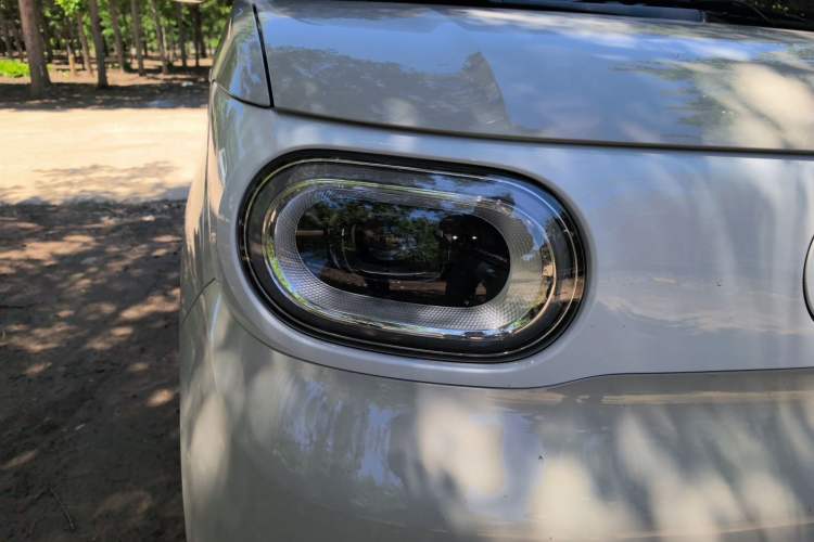 Used Wuling Hongguang MINIEV 2024 3rd Generation 215km Youth Edition Right Front Headlight