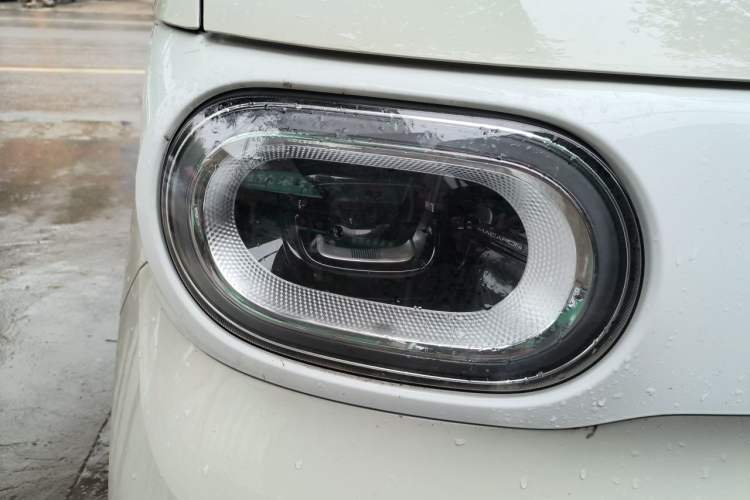Used Wuling Hongguang MINIEV 2024 3rd Generation 215km Youth Edition Right Front Headlight