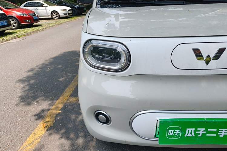 Used Wuling Hongguang MINIEV 2024 3rd Generation 215km Youth Edition Right Front Headlight