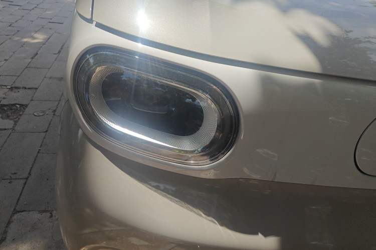 Used Wuling Hongguang MINIEV 2024 3rd Generation 215km Youth Edition Right Front Headlight