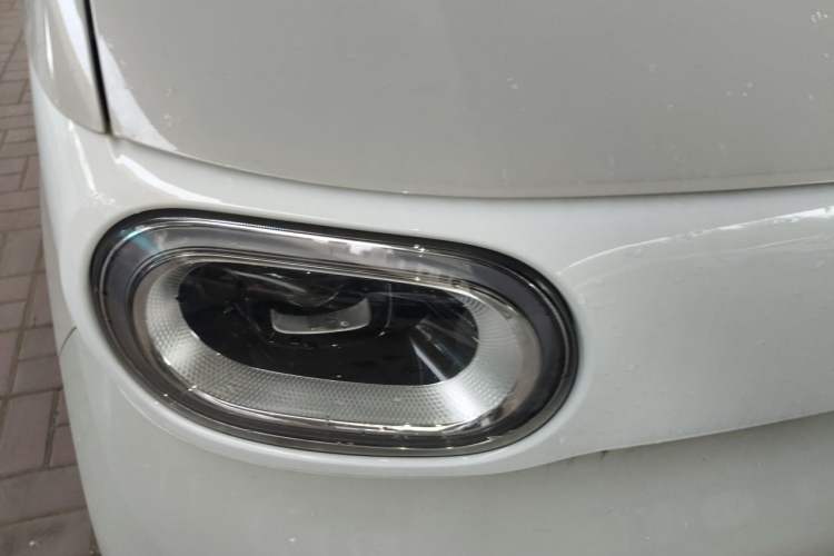 Used Wuling Hongguang MINIEV 2024 3rd Generation 215km Advanced Version Right Front Headlight