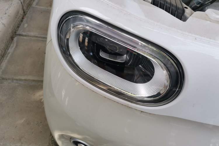 Used Wuling Hongguang MINIEV 2024 3rd Generation 215km Youth Edition Right Front Headlight