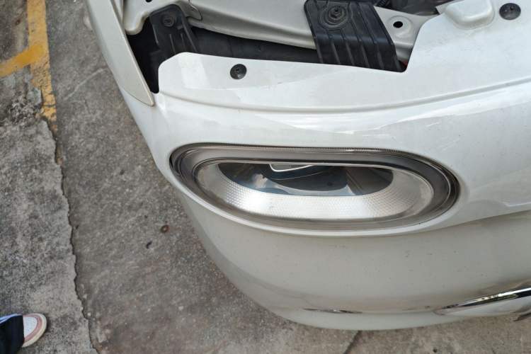 Used Wuling Hongguang MINIEV 2024 3rd Generation 215km Advanced Version Right Front Headlight
