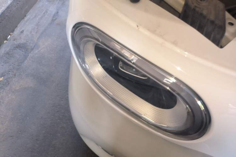 Used Wuling Hongguang MINIEV 2024 3rd Generation 215km Youth Edition Right Front Headlight