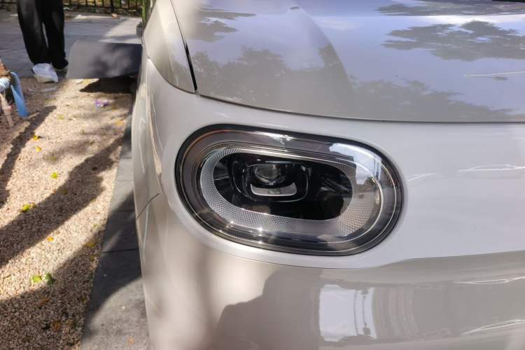 Used Wuling Hongguang MINIEV 2024 3rd Generation 215km Youth Edition Right Front Headlight