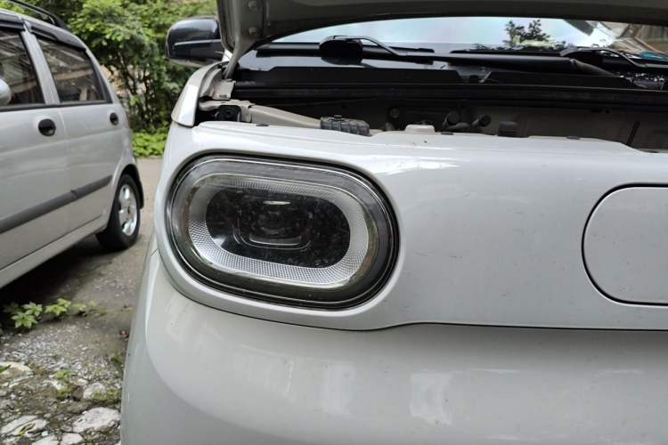 Used Wuling Hongguang MINIEV 2024 3rd Generation 215km Advanced Version Right Front Headlight