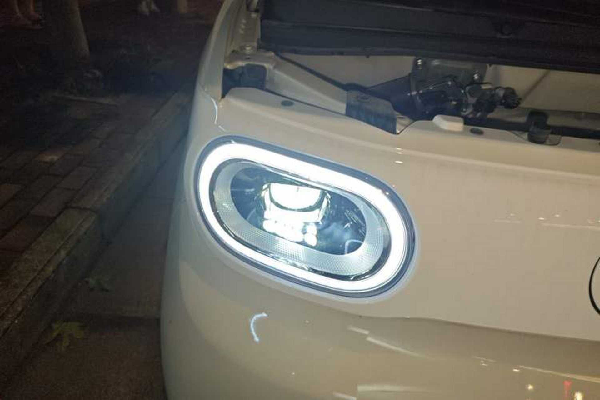 Used Wuling Hongguang MINIEV 2024 3rd Generation 215km Advanced Version Right Front Headlight