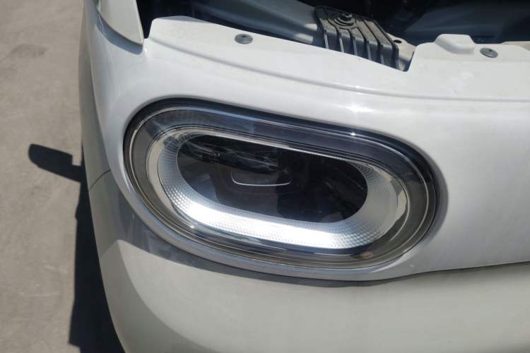 Used Wuling Hongguang MINIEV 2024 3rd Generation 215km Youth Edition Right Front Headlight