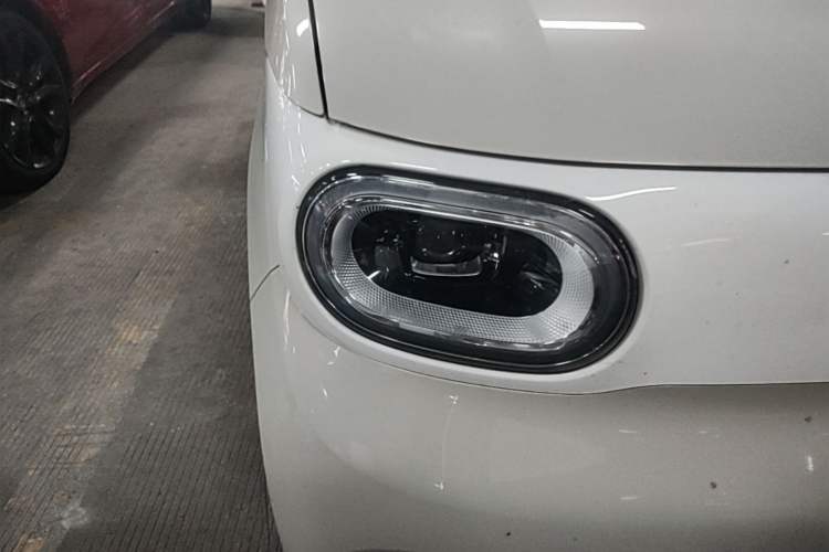 Used Wuling Hongguang MINIEV 2024 3rd Generation 215km Youth Edition Right Front Headlight
