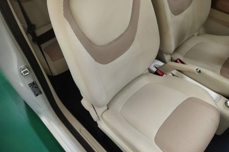 Used Wuling Hongguang MINIEV 2024 3rd Generation 215km Youth Edition Right Front Seat