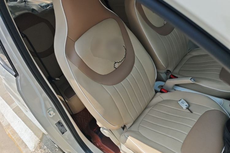 Used Wuling Hongguang MINIEV 2024 3rd Generation 215km Youth Edition Right Front Seat