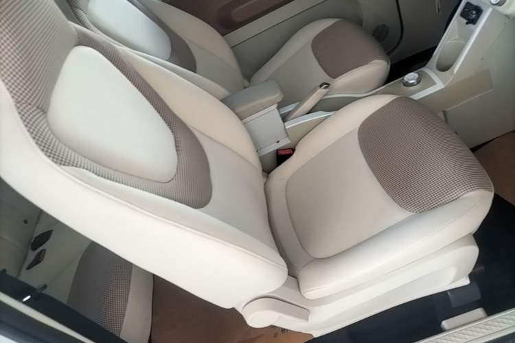 Used Wuling Hongguang MINIEV 2024 3rd Generation 215km Youth Edition Right Front Seat