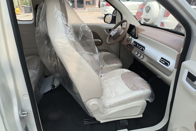 Used Wuling Hongguang MINIEV 2024 3rd Generation 215km Youth Edition Right Front Seat