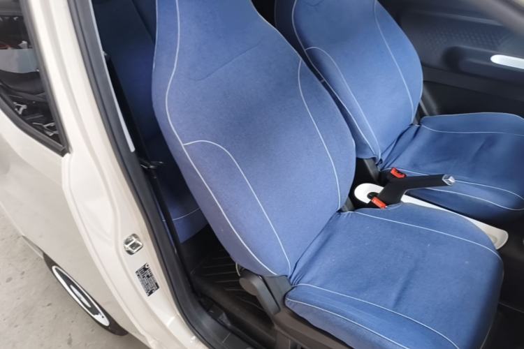 Used Wuling Hongguang MINIEV 2024 3rd Generation 215km Youth Edition Right Front Seat