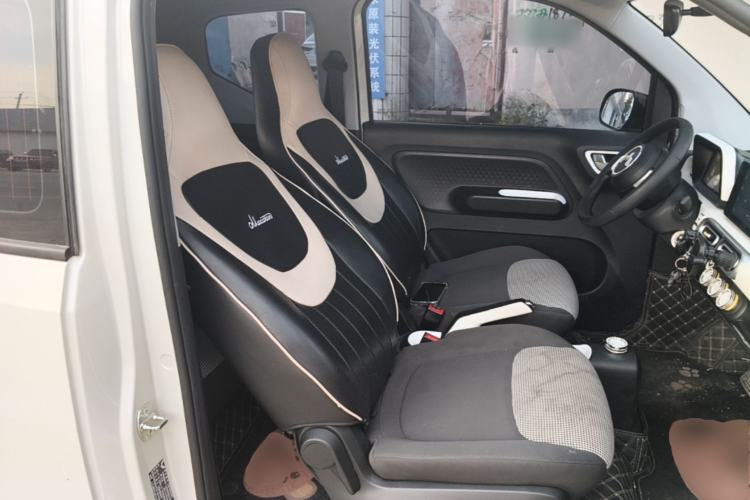 Used Wuling Hongguang MINIEV 2024 3rd Generation 215km Advanced Version Right Front Seat