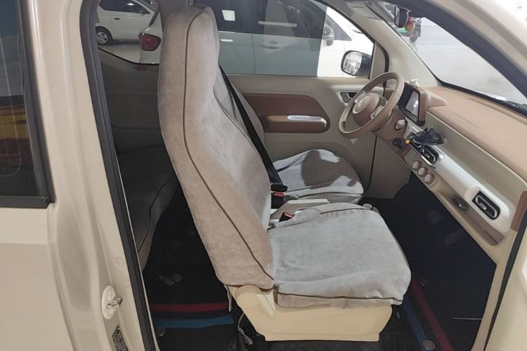 Used Wuling Hongguang MINIEV 2024 3rd Generation 215km Youth Edition Right Front Seat