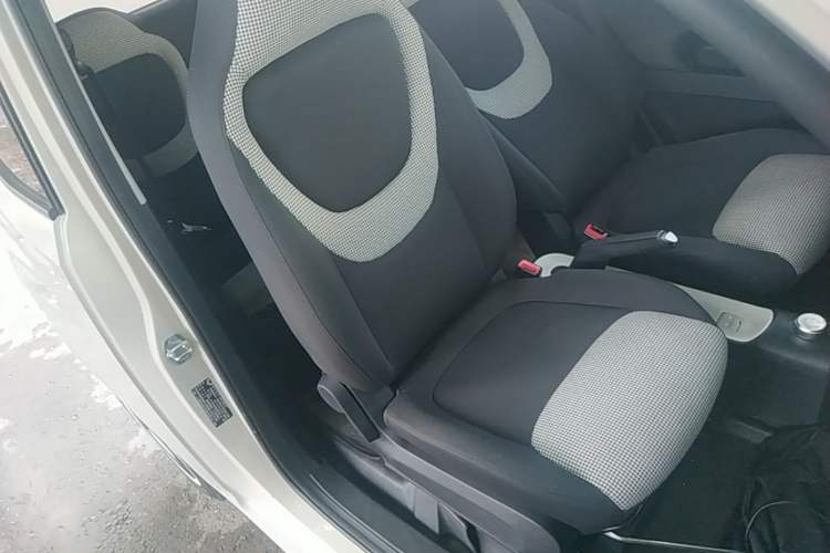 Used Wuling Hongguang MINIEV 2024 3rd Generation 215km Youth Edition Right Front Seat