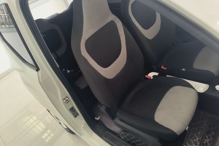 Used Wuling Hongguang MINIEV 2024 3rd Generation 215km Advanced Version Right Front Seat