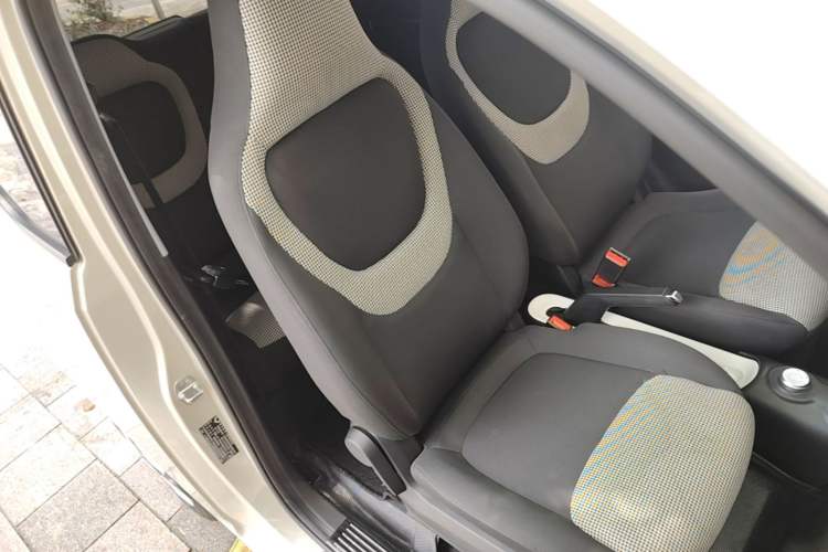 Used Wuling Hongguang MINIEV 2024 3rd Generation 215km Advanced Version Right Front Seat