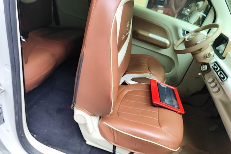 Used Wuling Hongguang MINIEV 2024 3rd Generation 215km Youth Edition Right Front Seat
