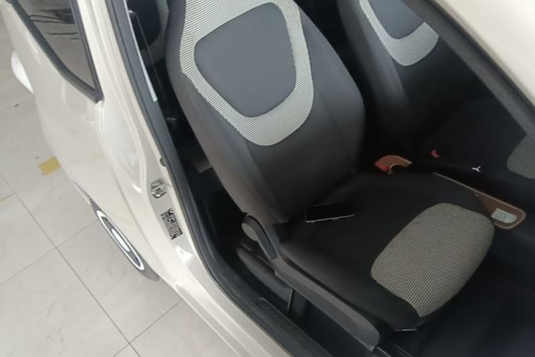 Used Wuling Hongguang MINIEV 2024 3rd Generation 215km Youth Edition Right Front Seat