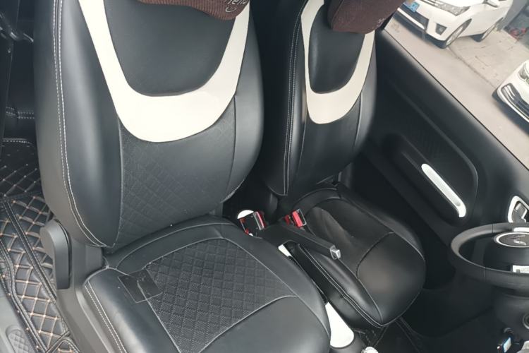 Used Wuling Hongguang MINIEV 2024 3rd Generation 215km Advanced Version Right Front Seat