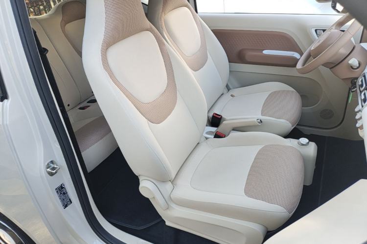 Used Wuling Hongguang MINIEV 2024 3rd Generation 215km Youth Edition Right Front Seat