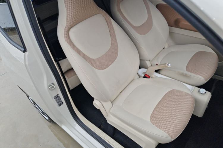 Used Wuling Hongguang MINIEV 2024 3rd Generation 215km Youth Edition Right Front Seat