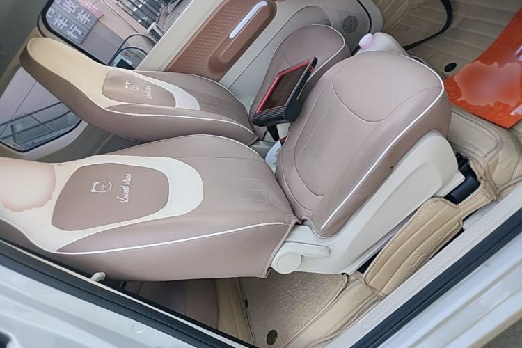 Used Wuling Hongguang MINIEV 2024 3rd Generation 215km Youth Edition Right Front Seat