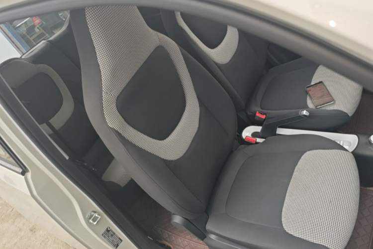 Used Wuling Hongguang MINIEV 2024 3rd Generation 215km Youth Edition Right Front Seat